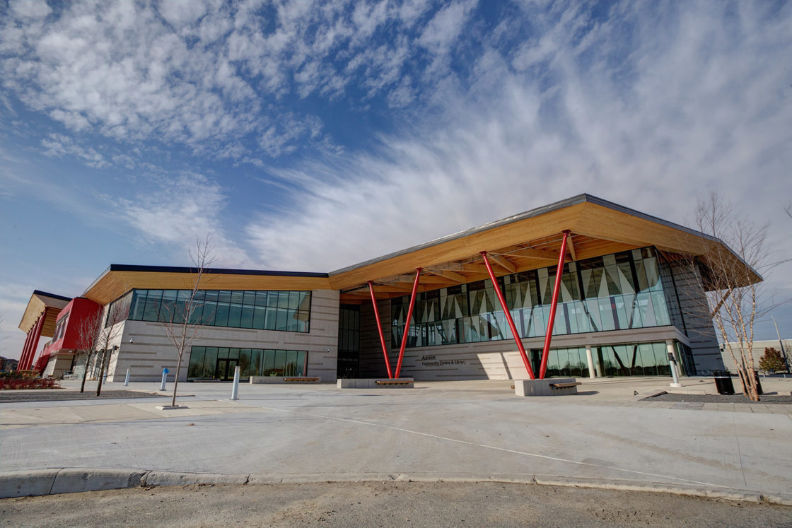 Aaniin Community Centre and Library