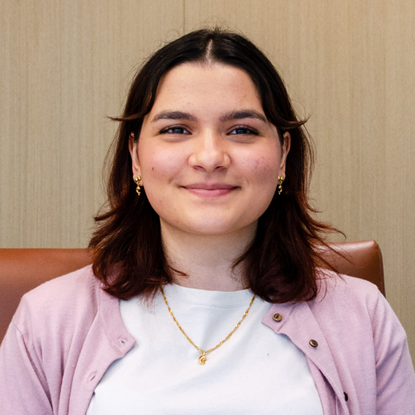 Sara Aswad,Analyst